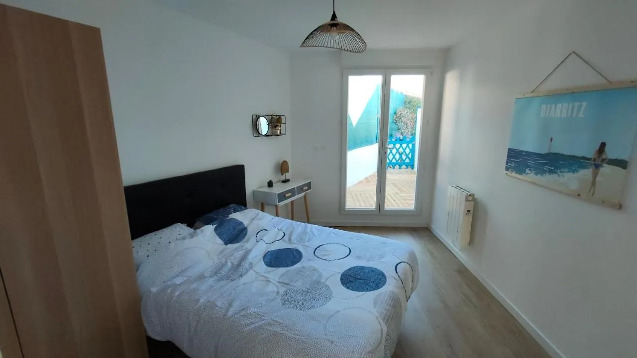 Appartement 4Pers Piscine Parking Terrasse Clim à Arbonne 0*,  France